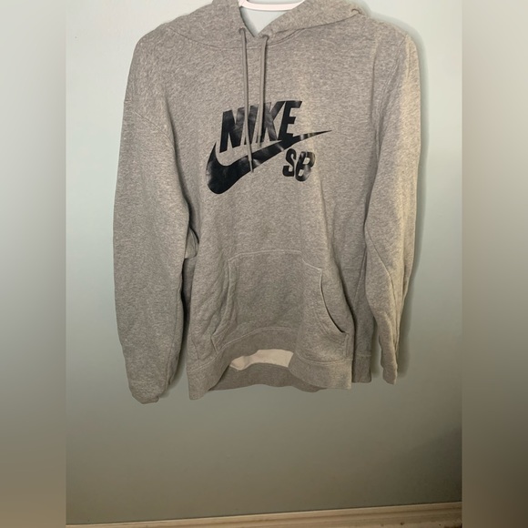 Nike grey hoodie size large hoodie good condition - Picture 2 of 4